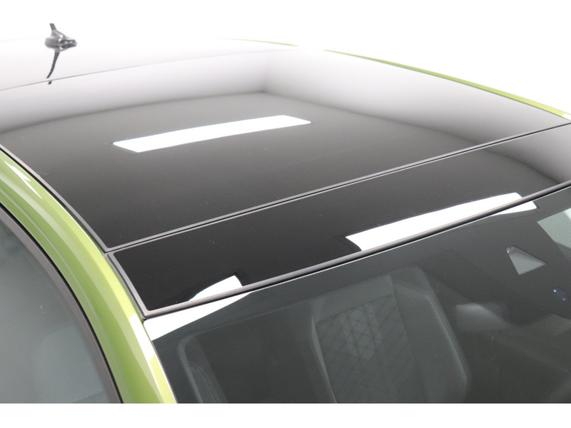 Volkswagen Taigo 1.0 TSI R-Line Panorama Matrix NAVI — photo 5