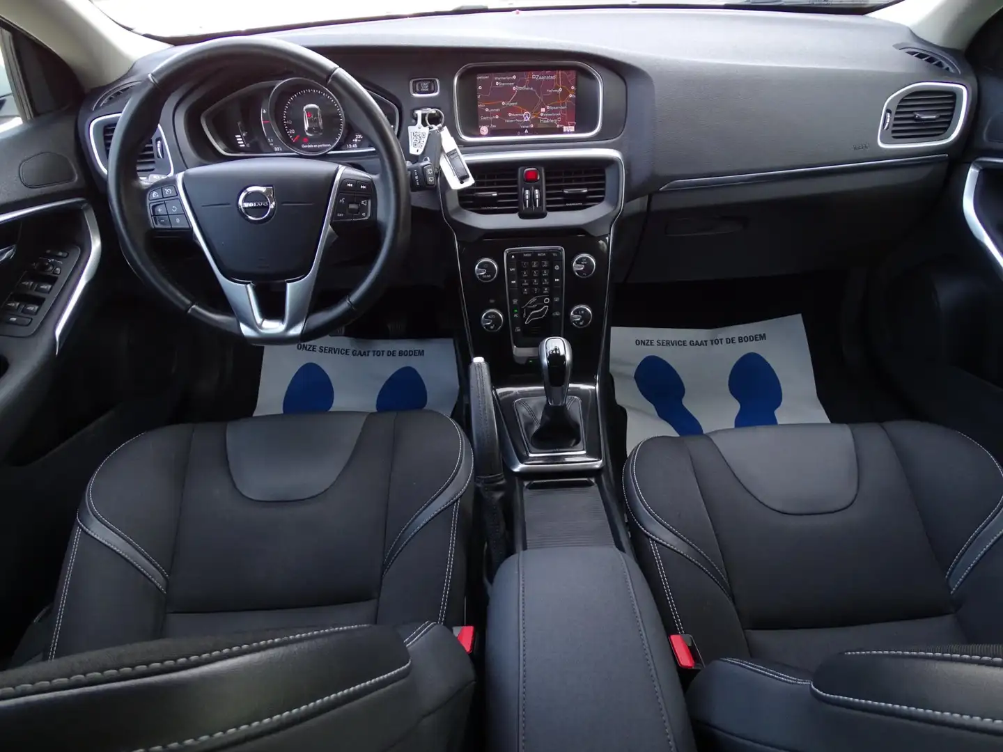 Volvo V40 2.0 T2 Nordic+ - STOEL VERW - PARK SENS - VOL DEAL Biały - 2