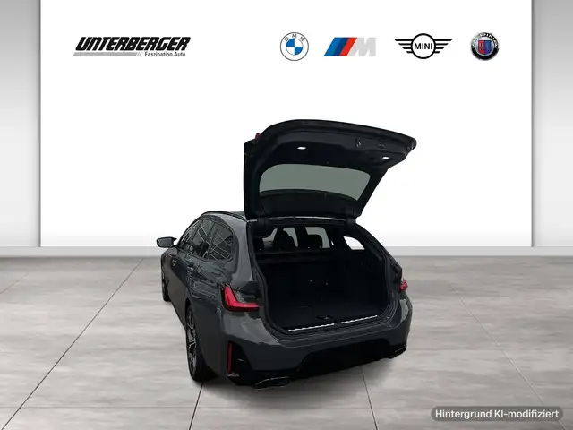 BMW 3 Series view 12
