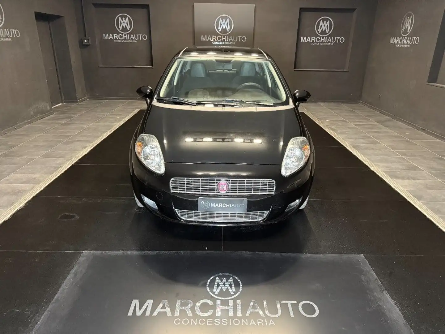 Fiat Grande Punto 1.4 5 porte Dynamic Natural Power Szürke - 2