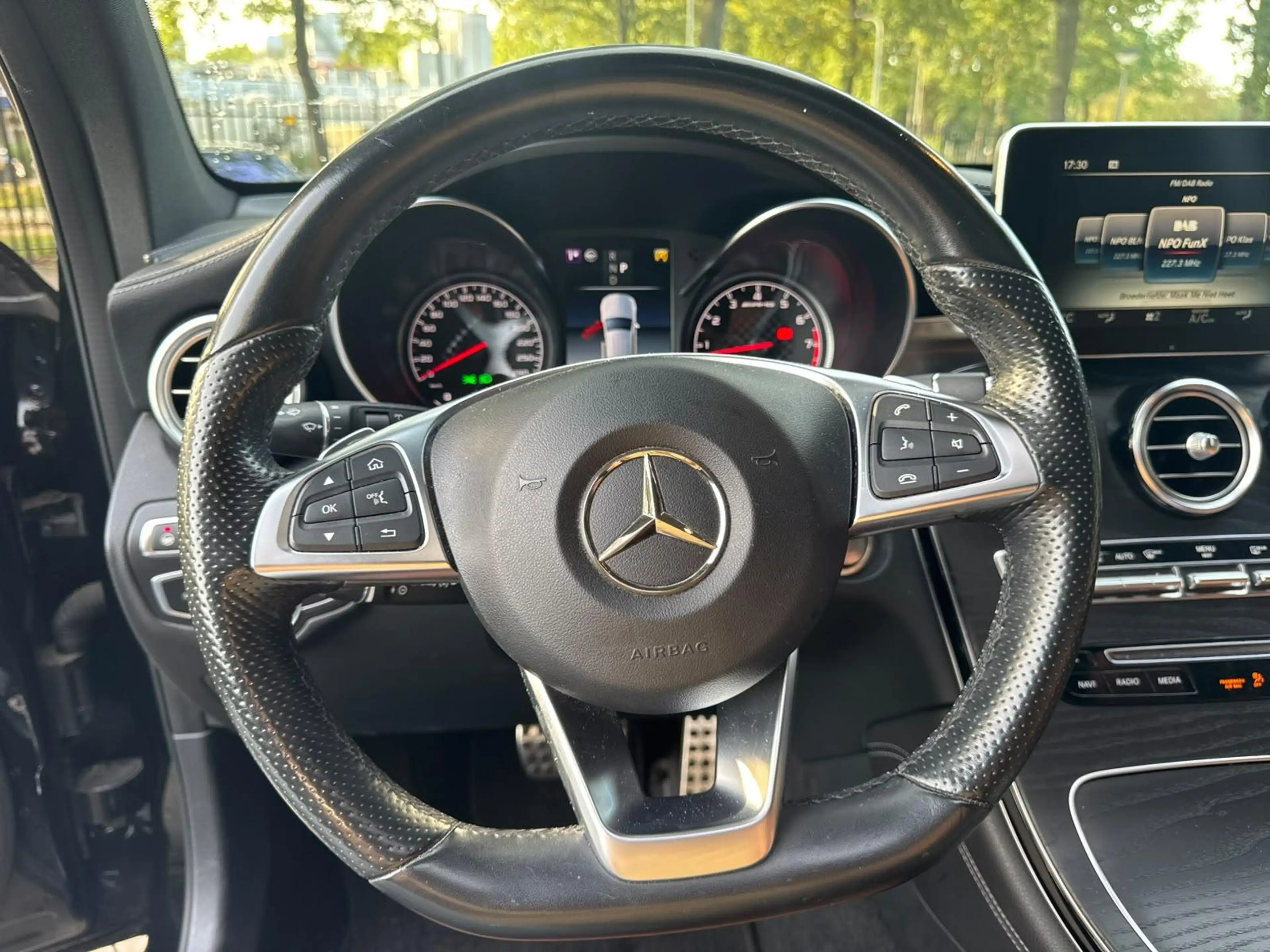Mercedes-Benz GLC 43 AMG 4MATIC | WORDT VERWACHT | PANORAMADAK | ACHTERUITR — photo 7