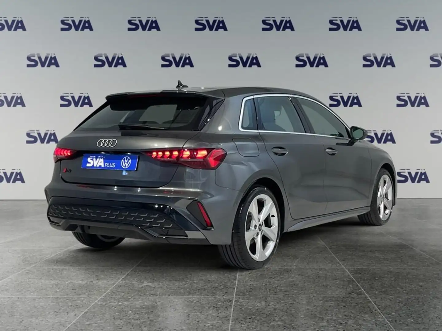 Audi A3 35 2.0 TDI 150CV S-tronic S-line my24 - IVA Grigio - 2