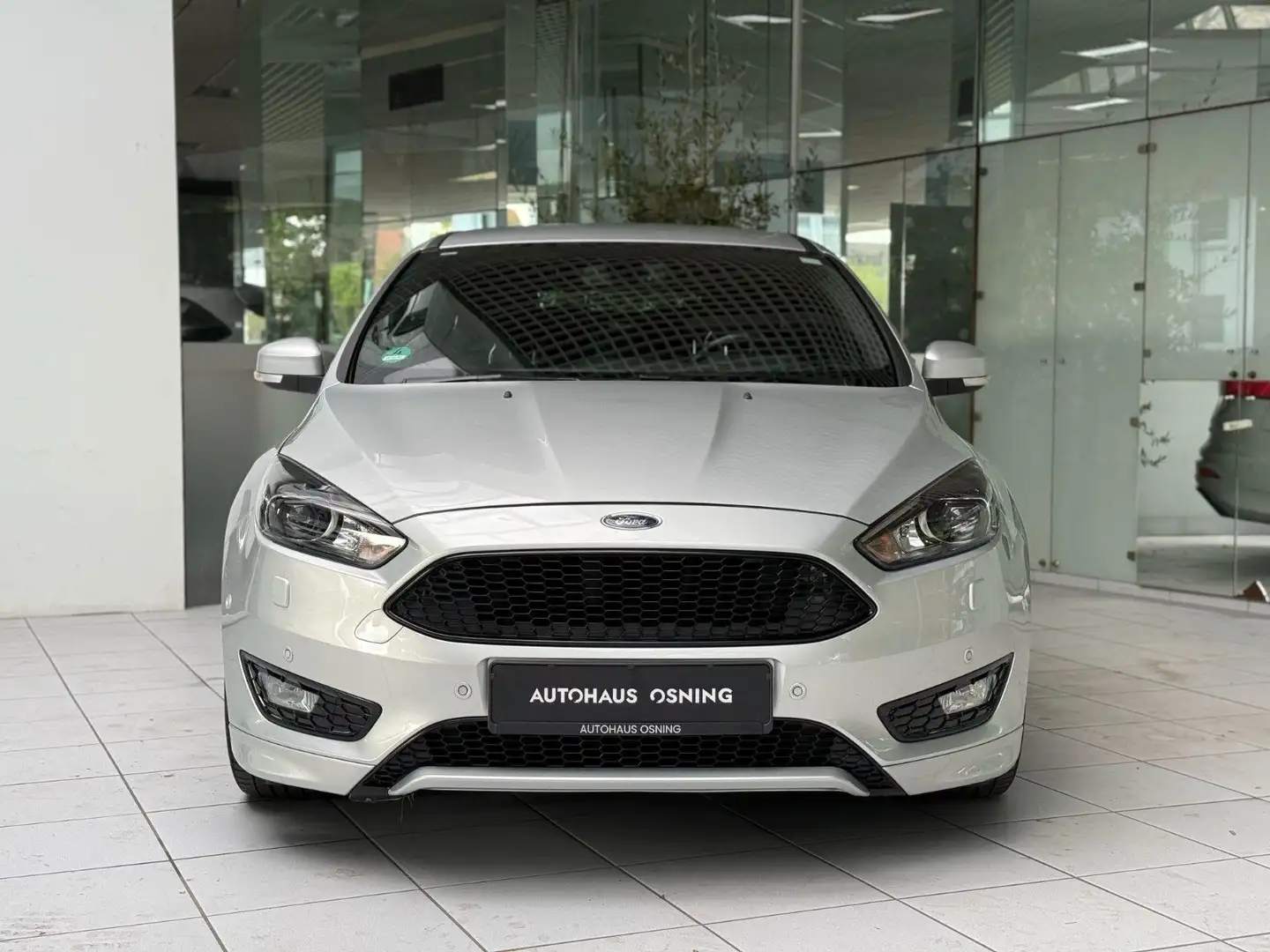 Ford Focus Turnier ST-Line 1. HAND KAMERA NAVI SITZHZ Zilver - 2