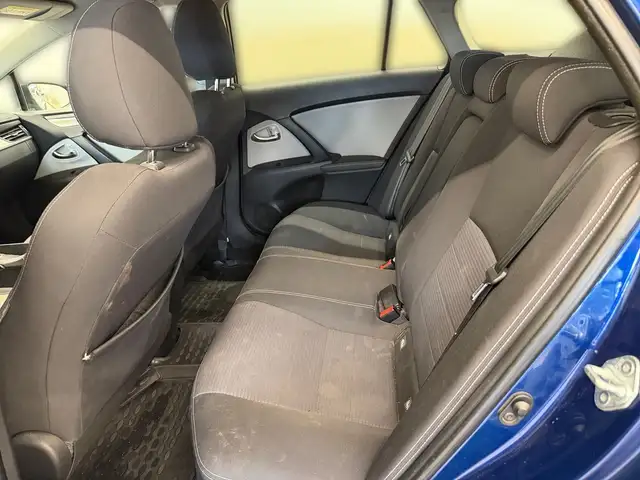 Toyota Avensis view 7