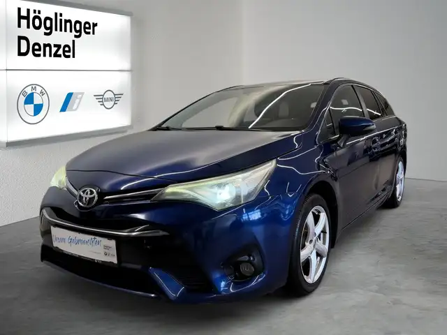 2016 Toyota Avensis in Blue for sale