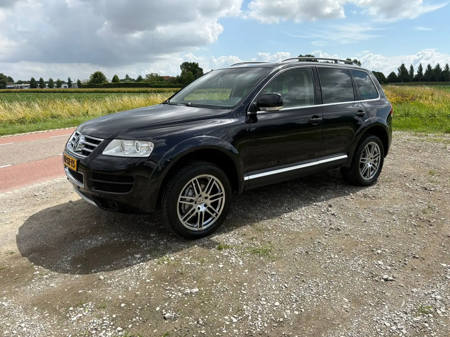 Volkswagen Touareg Touareg 3.2 V6 Zwart - 2