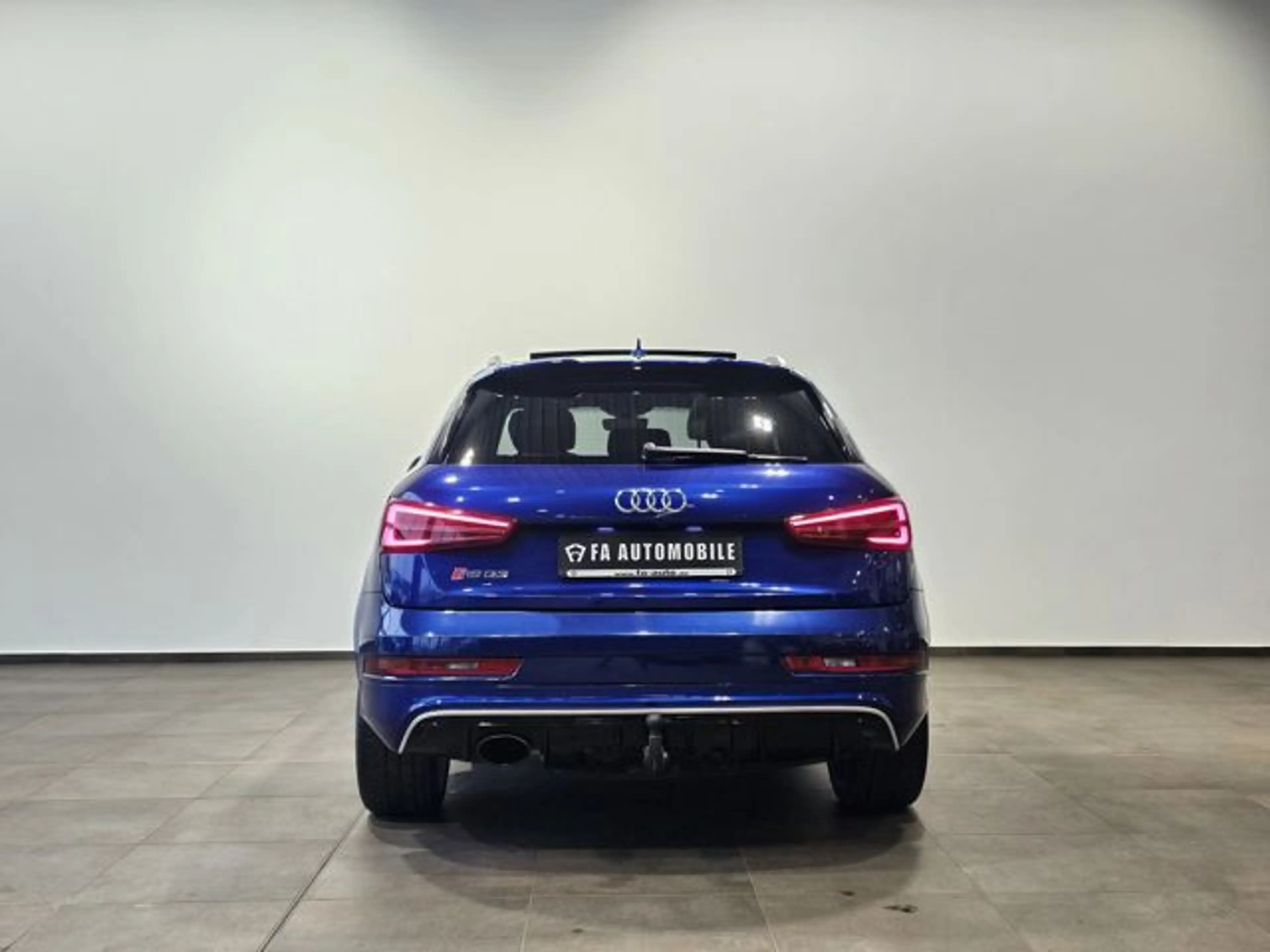 Audi RS Q3 RS2.5 TFSI q. performance Exclisive Ed. Pano — photo 11