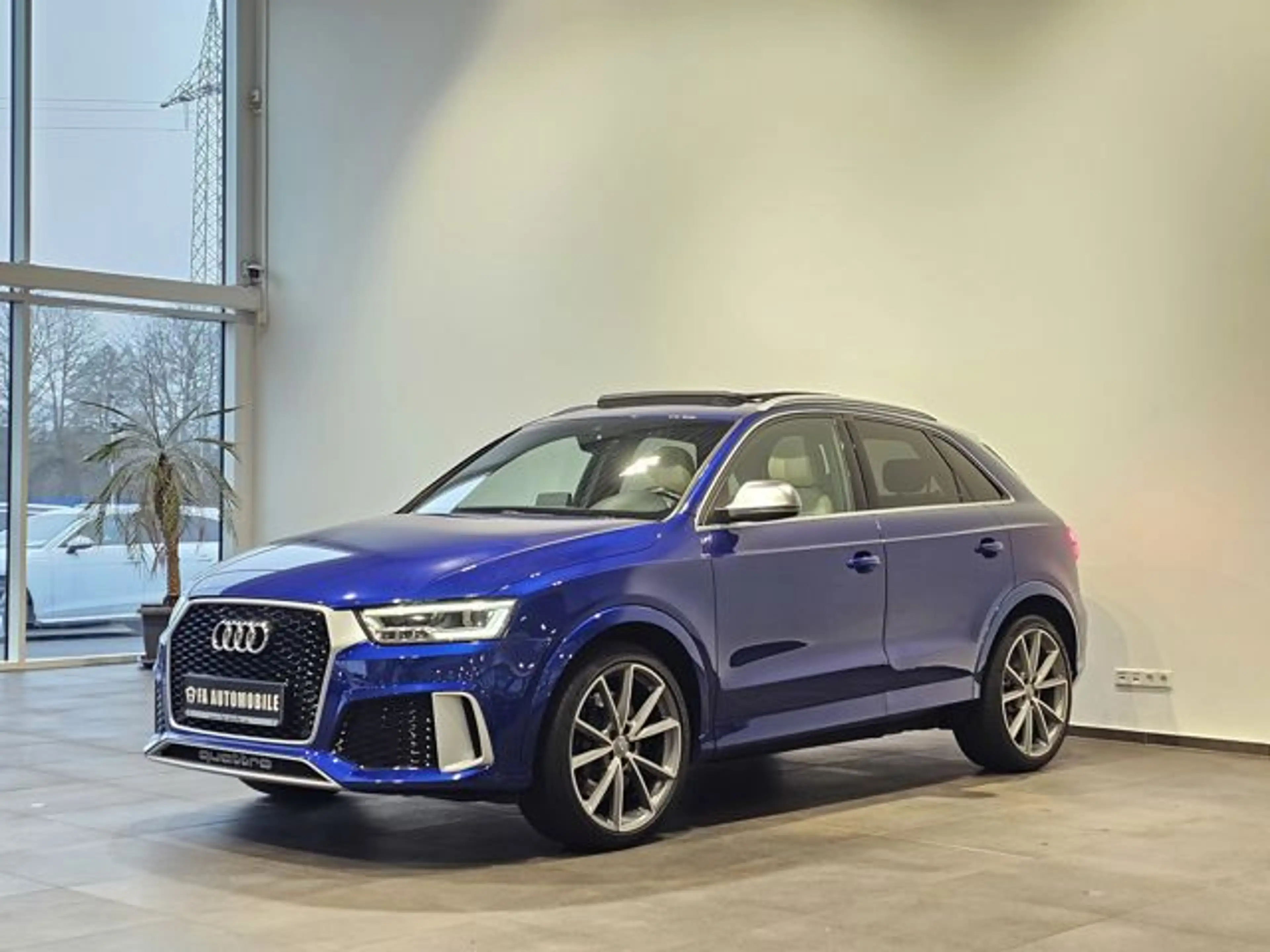 Audi RS Q3 RS2.5 TFSI q. performance Exclisive Ed. Pano — photo 4