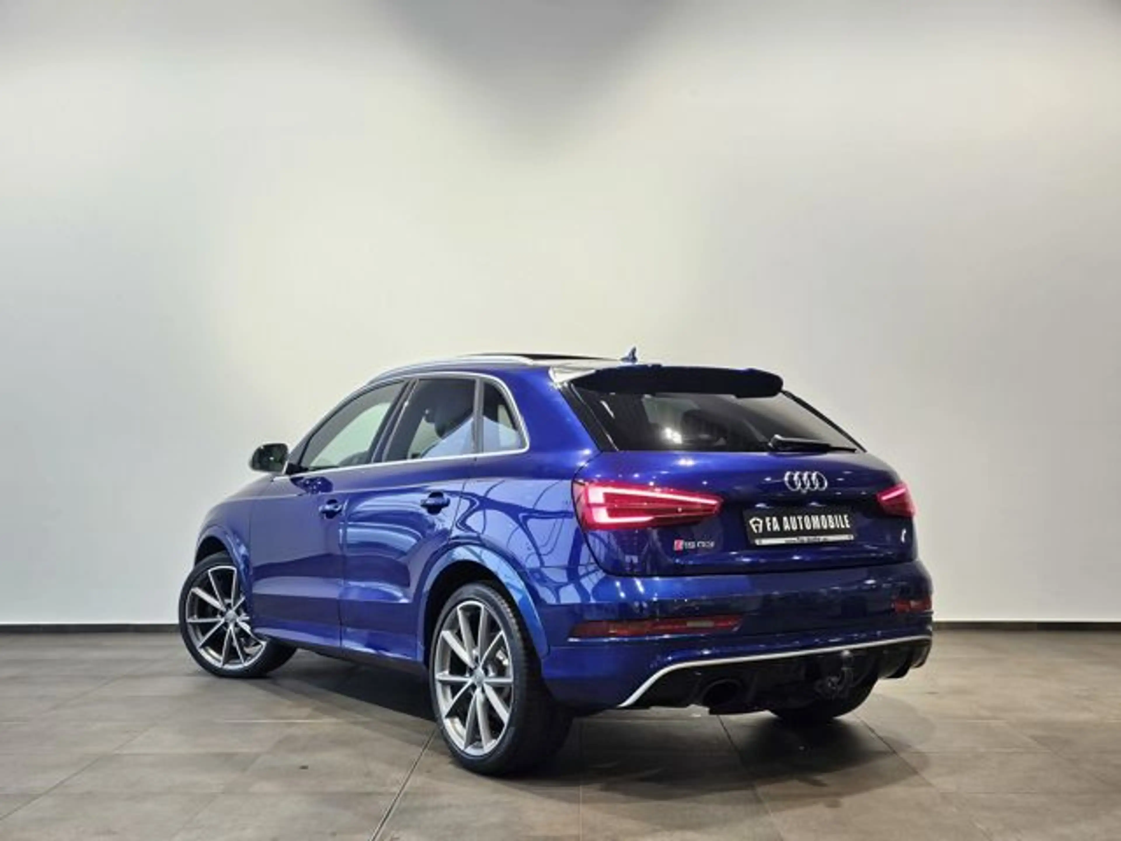Audi RS Q3 RS2.5 TFSI q. performance Exclisive Ed. Pano — photo 10