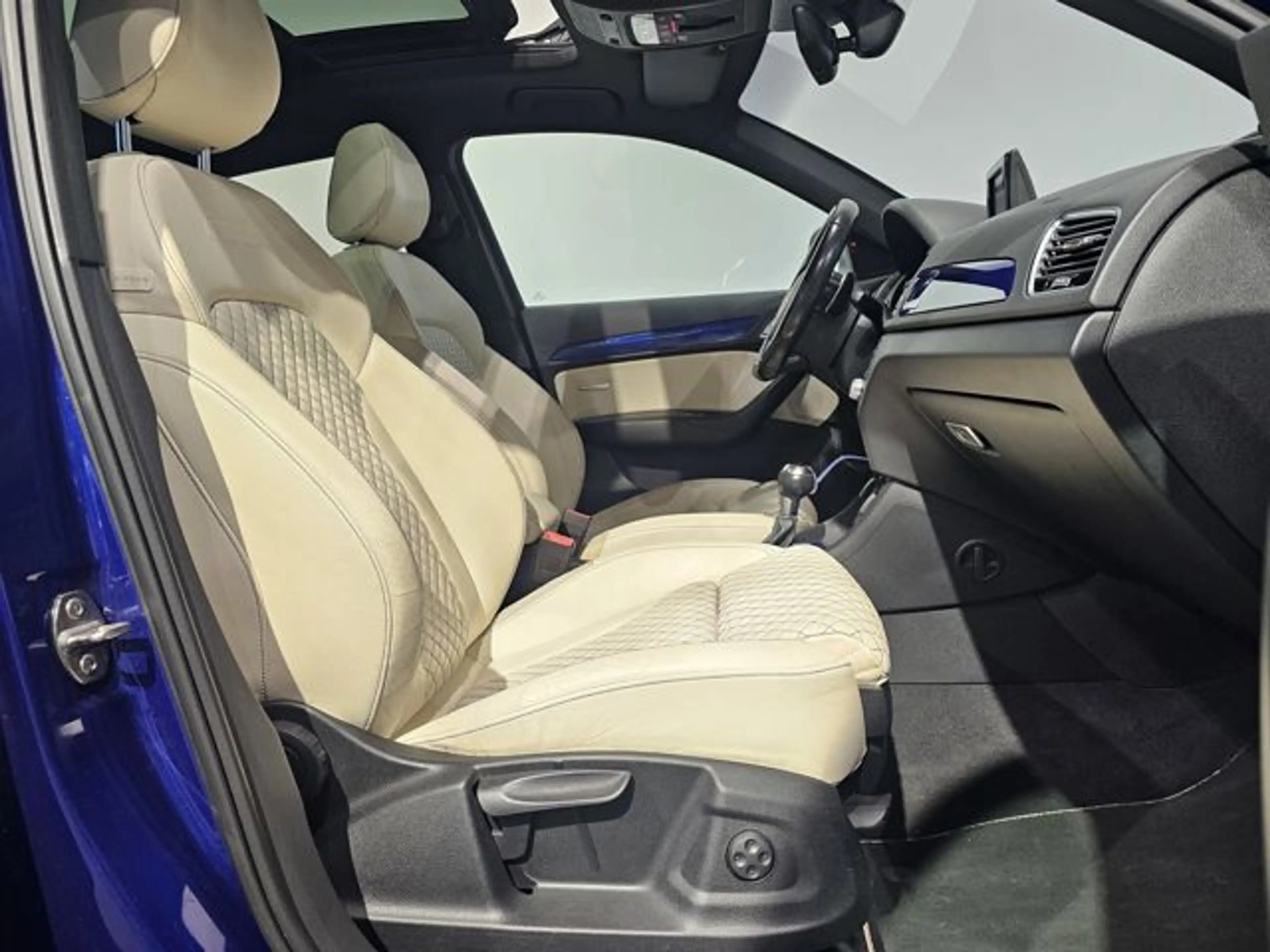 Audi RS Q3 RS2.5 TFSI q. performance Exclisive Ed. Pano — photo 14
