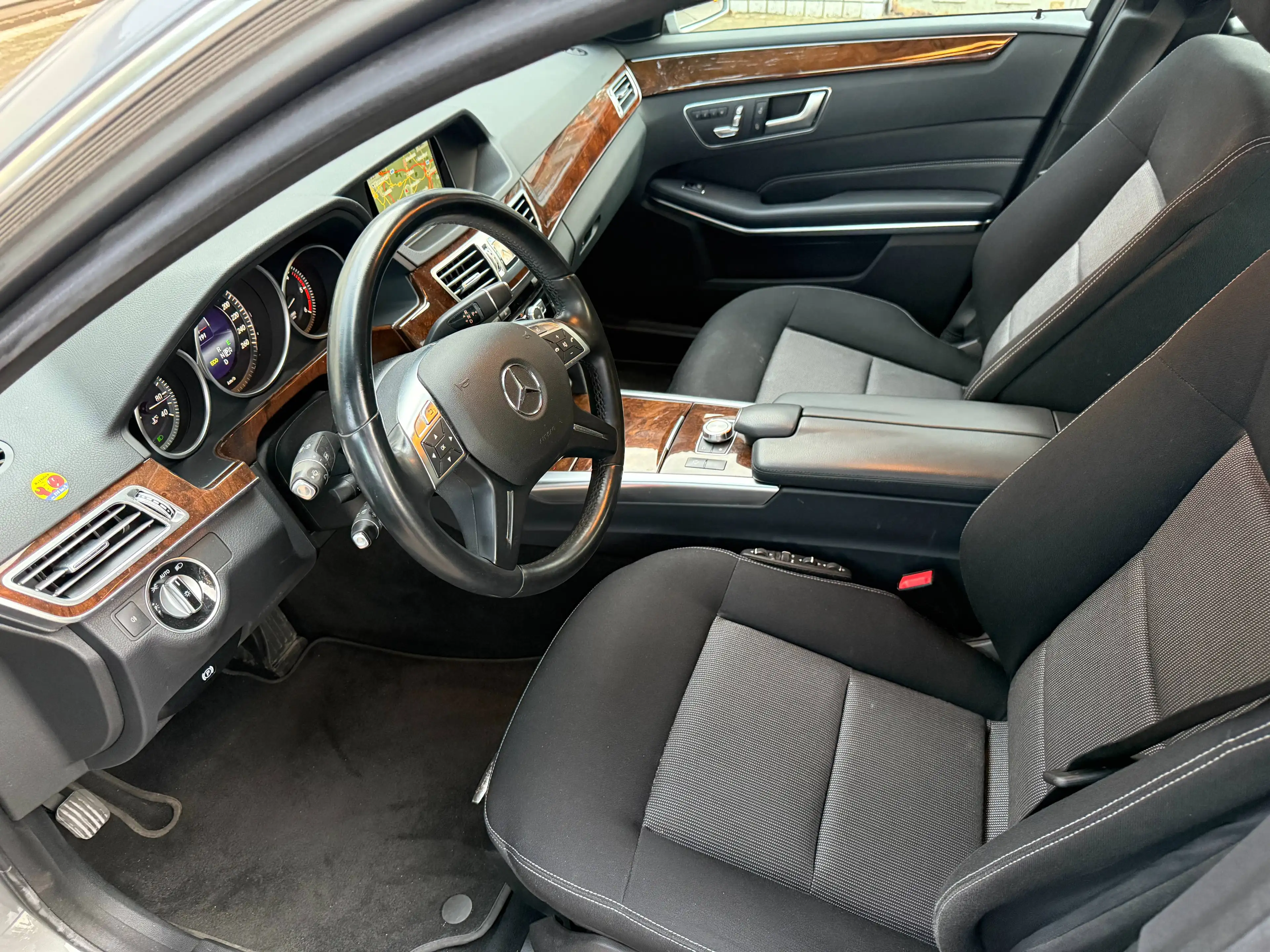Mercedes-Benz E 350 Diesel BlueTEC 4Matic 7G-TRONIC..Allrad,Standheizung — photo 11