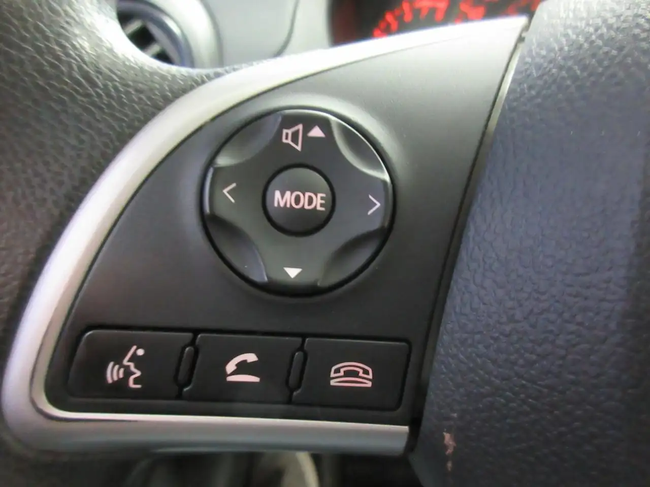 Mitsubishi Mirage photo Mitsubishi Mirage