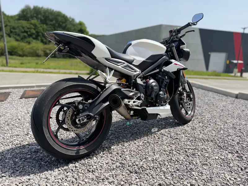 Triumph Street Triple - foto 5