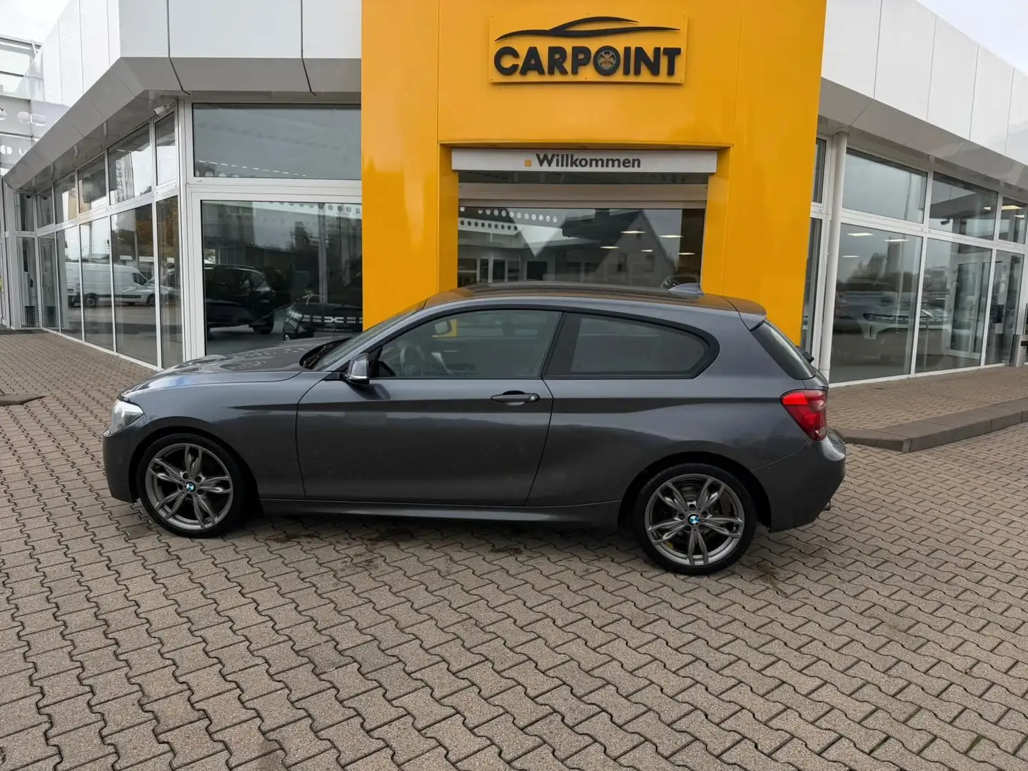 BMW 116 3-trg. M-Paket i-Drive Klima PDC SHZ Gris - 2