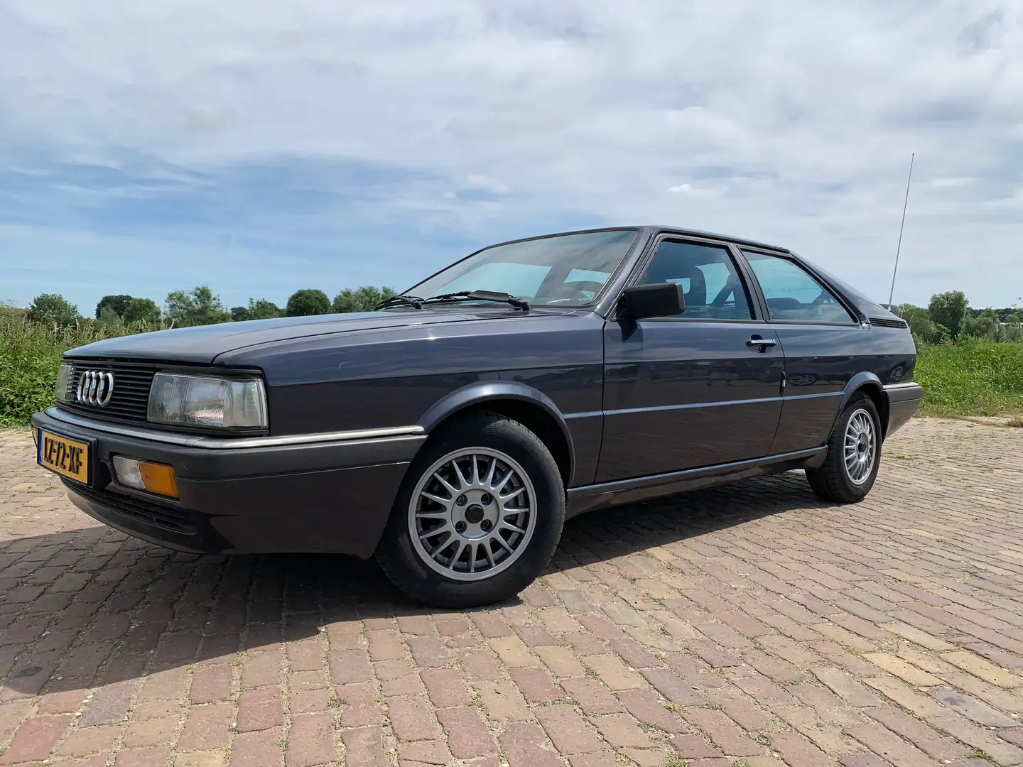 Audi Coupe Quattro 2.2 Синій - 2