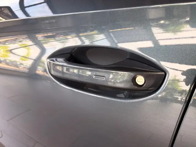 Cupra Leon view 8