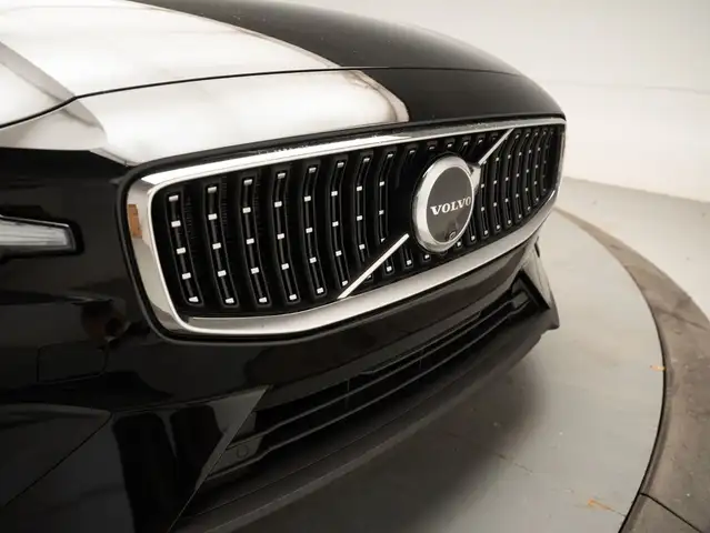 Volvo V60 Cross Country 2024 — photo 6