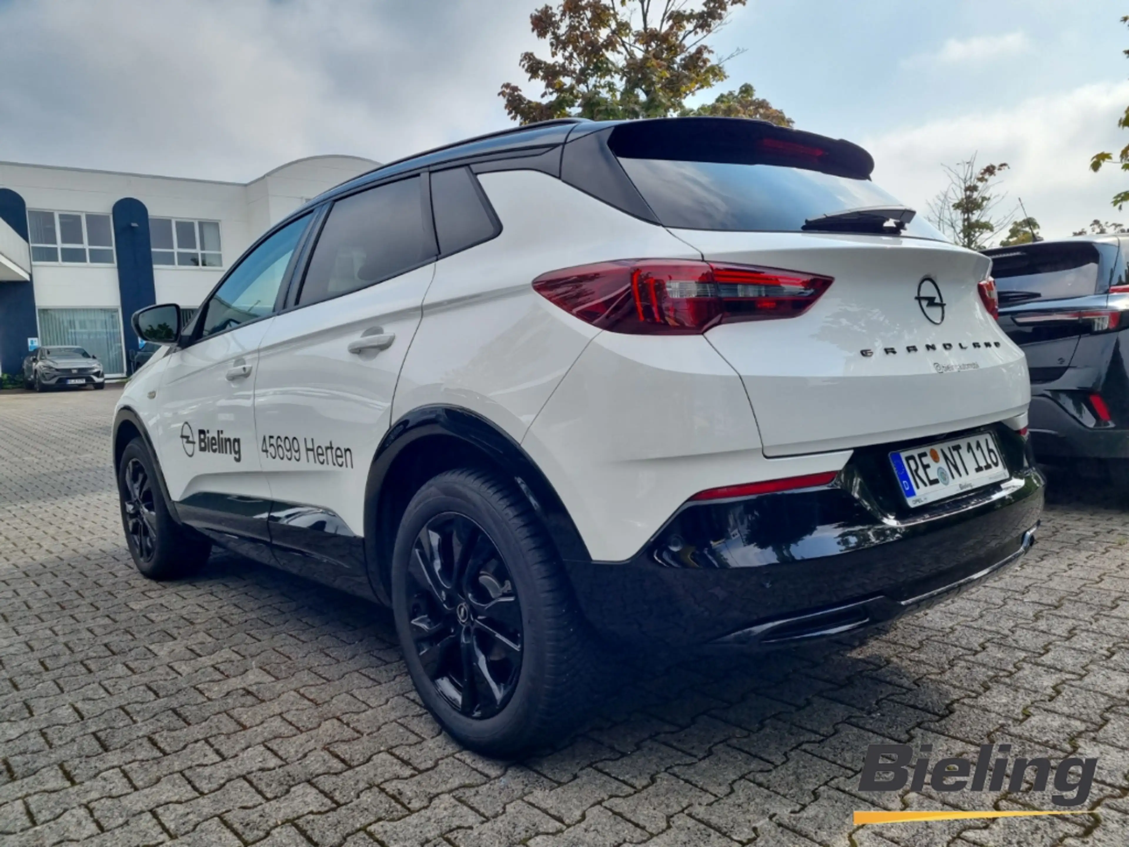 Opel Grandland GS Line 1.2l AUTOMATIK,NAVI, LED, PDC mit Rückfahr — photo 2