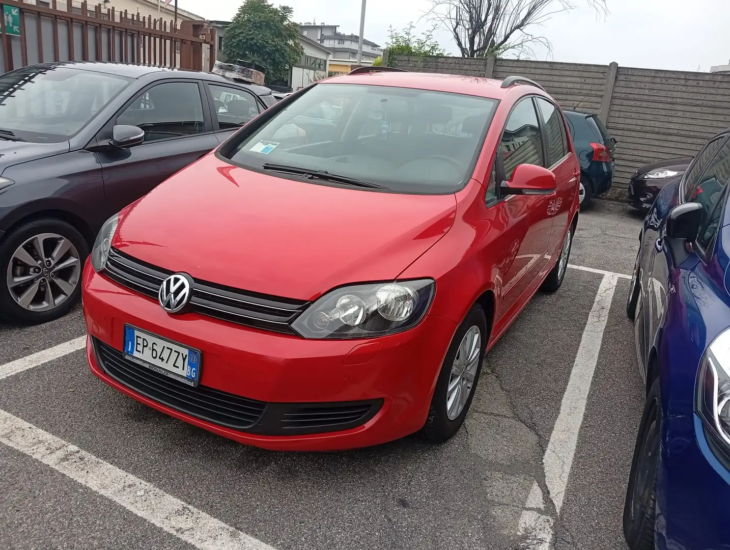 Volkswagen Golf Plus 1.2 tsi Comfortline, 77kw, 186.000km Rosso - 1