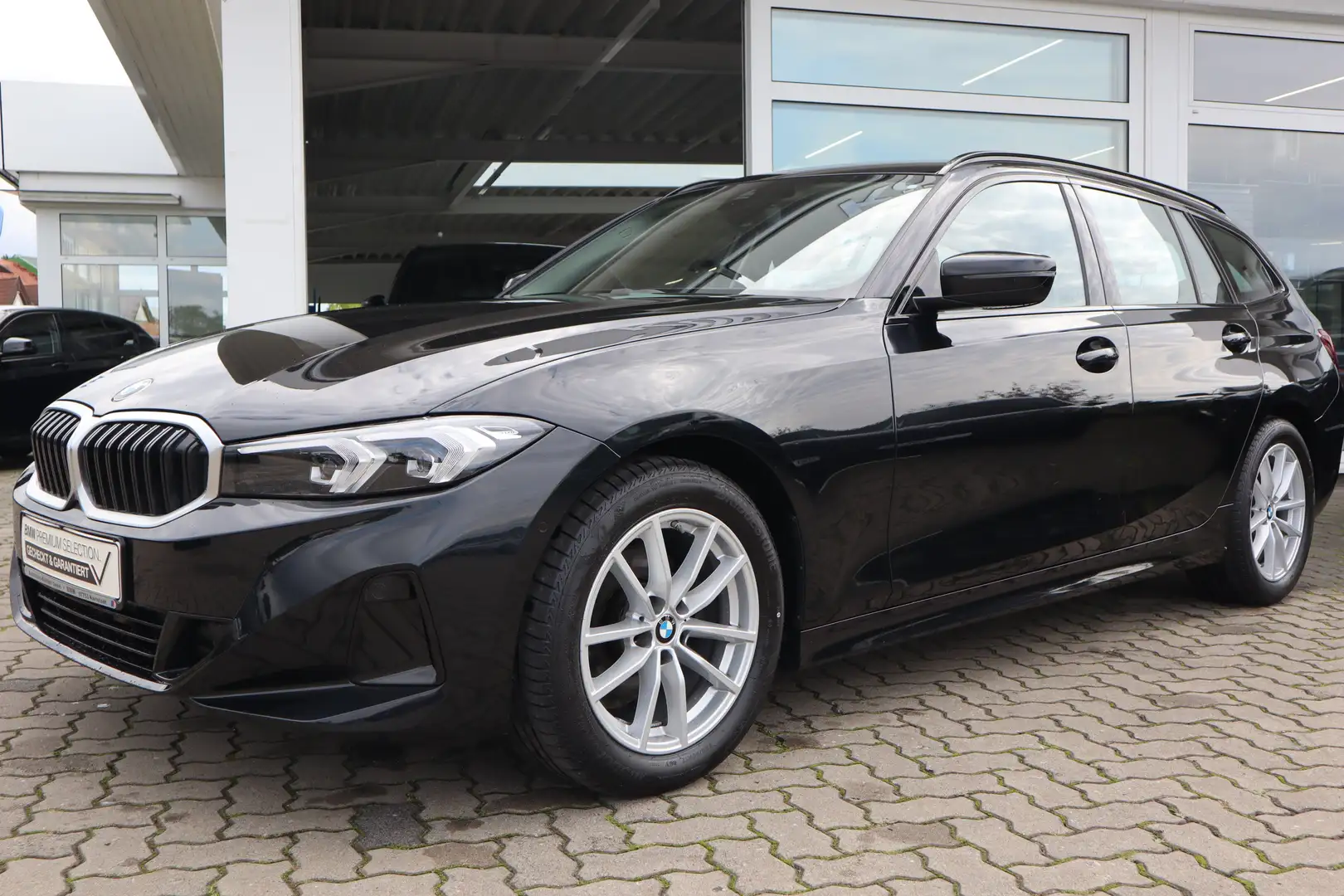 BMW 320 d Touring/Standhzg./Komfortzg./Tempo Schwarz - 1