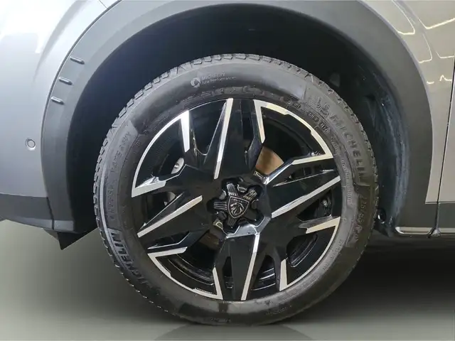 Peugeot 5008 view 11