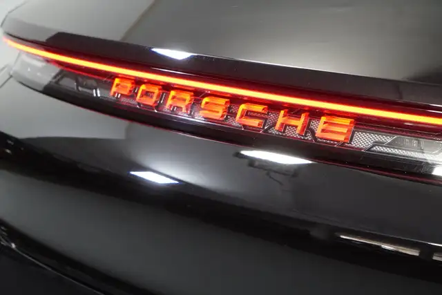 Porsche Taycan view 8