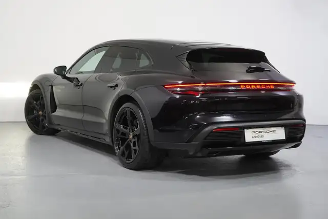 Porsche Taycan view 3