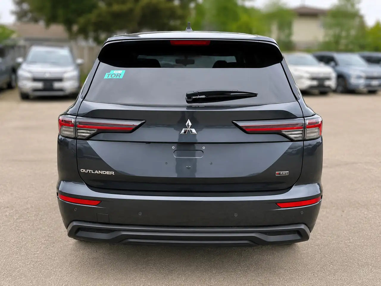 Mitsubishi Outlander снимка Mitsubishi Outlander