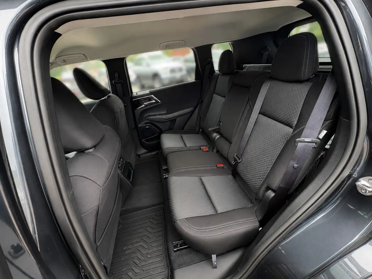 Mitsubishi Outlander снимка Mitsubishi Outlander