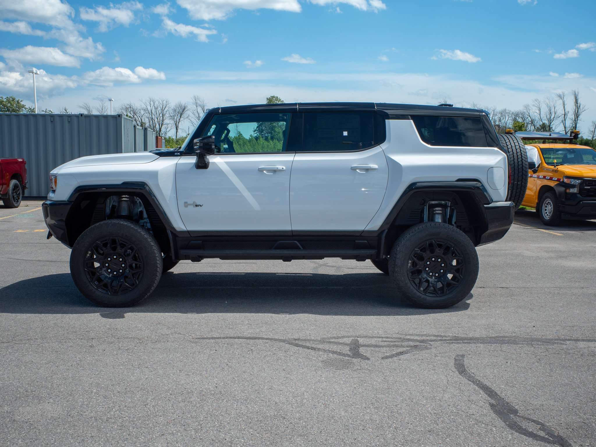 2026 GMC HUMMER EV SUV