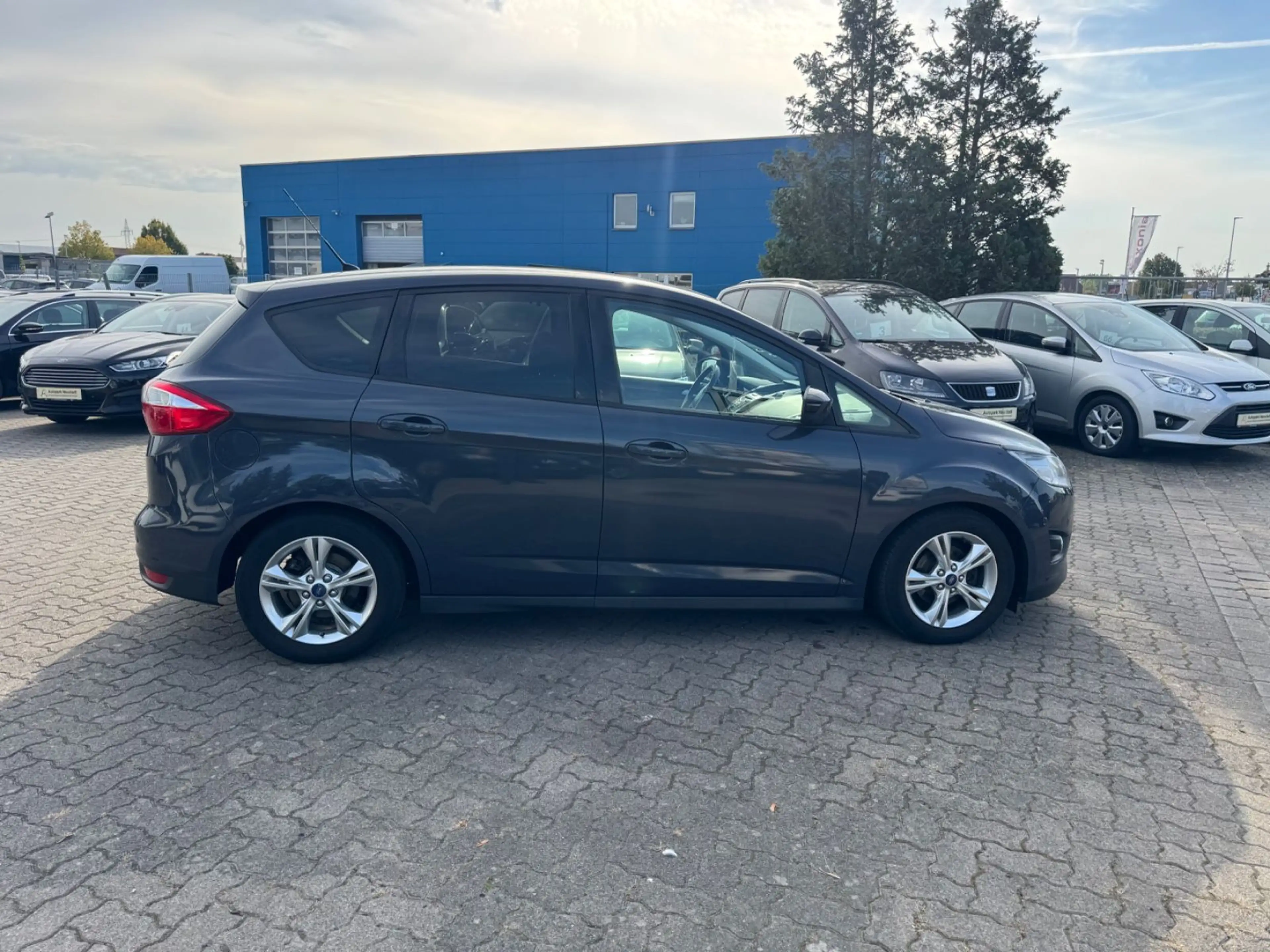 Ford C-Max C-MAX Champions Edition — photo 6