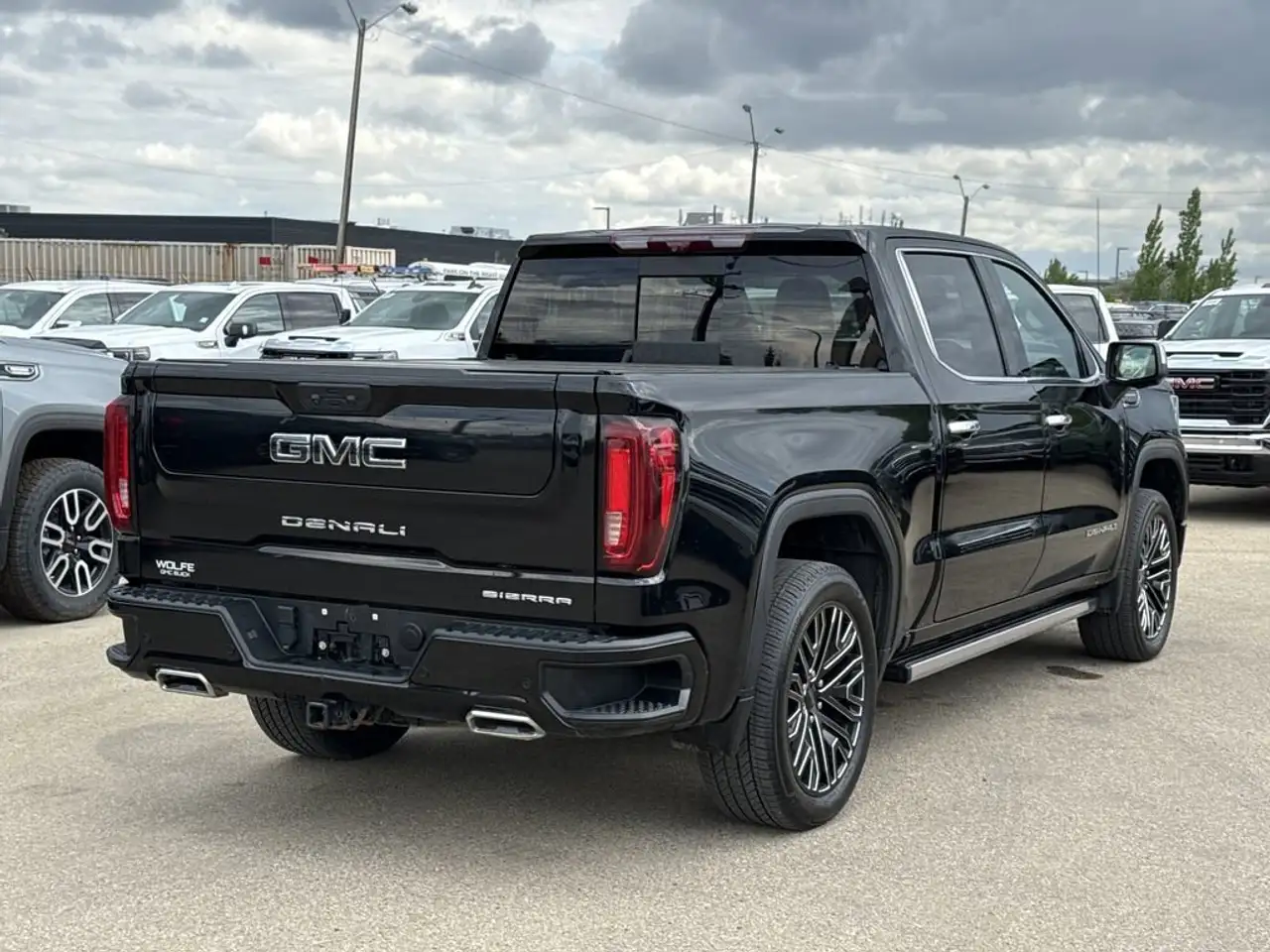 GMC Sierra 1500 photo GMC Sierra 1500