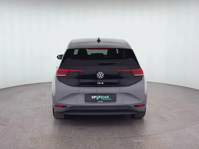 Volkswagen ID.3 view 4