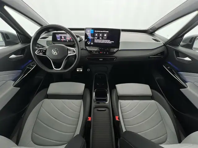 Volkswagen ID.3 view 7