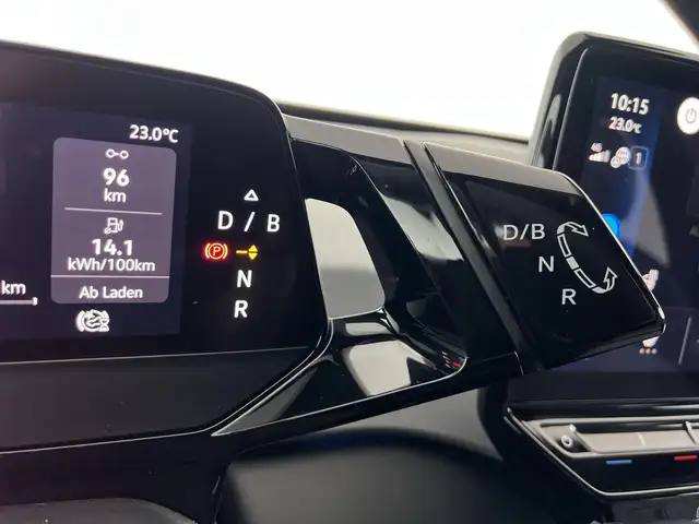 Volkswagen ID.3 view 16