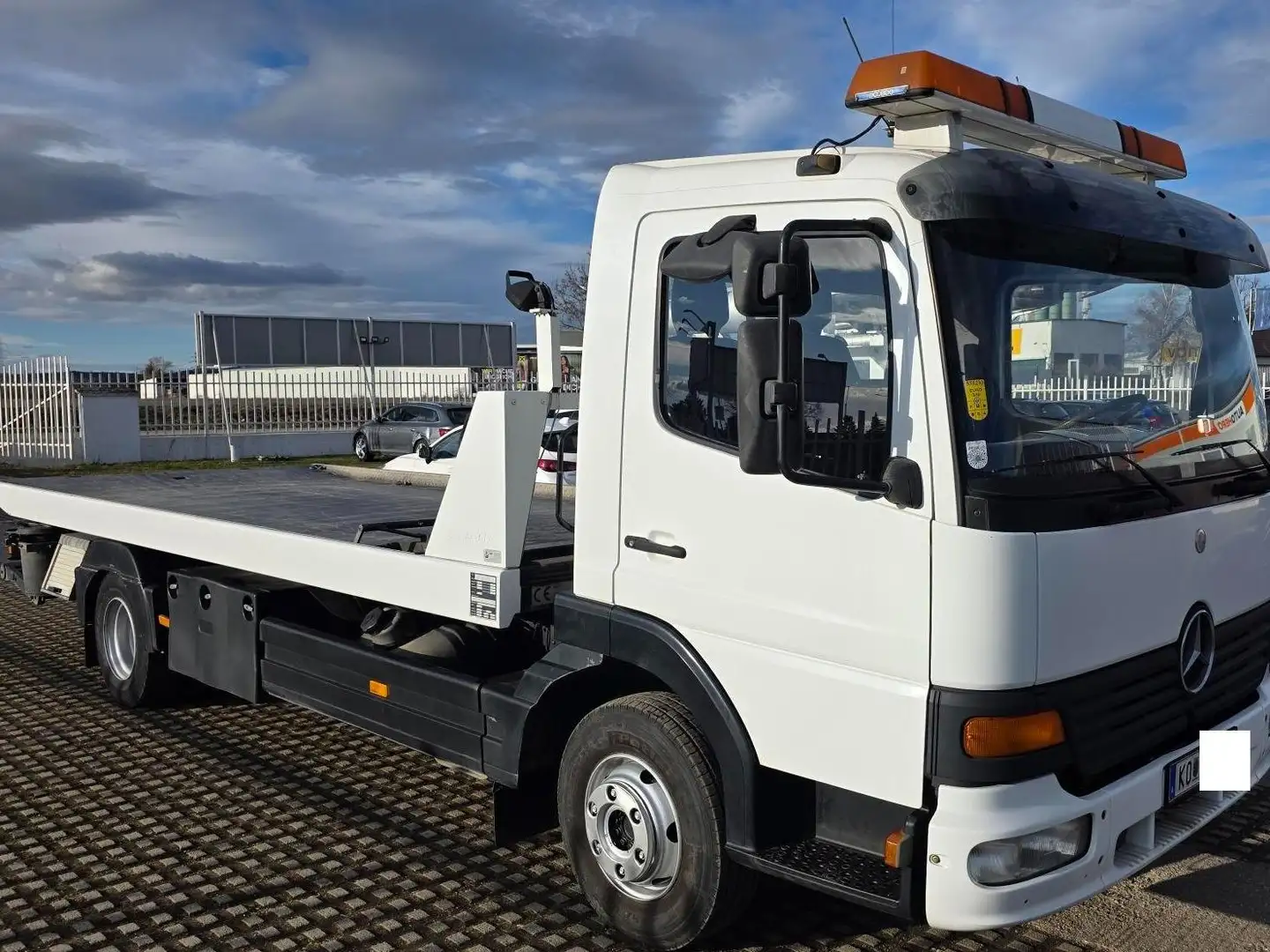 Mercedes-Benz Atego 918 Autotransporter Abschleppwagen Weiß - 2
