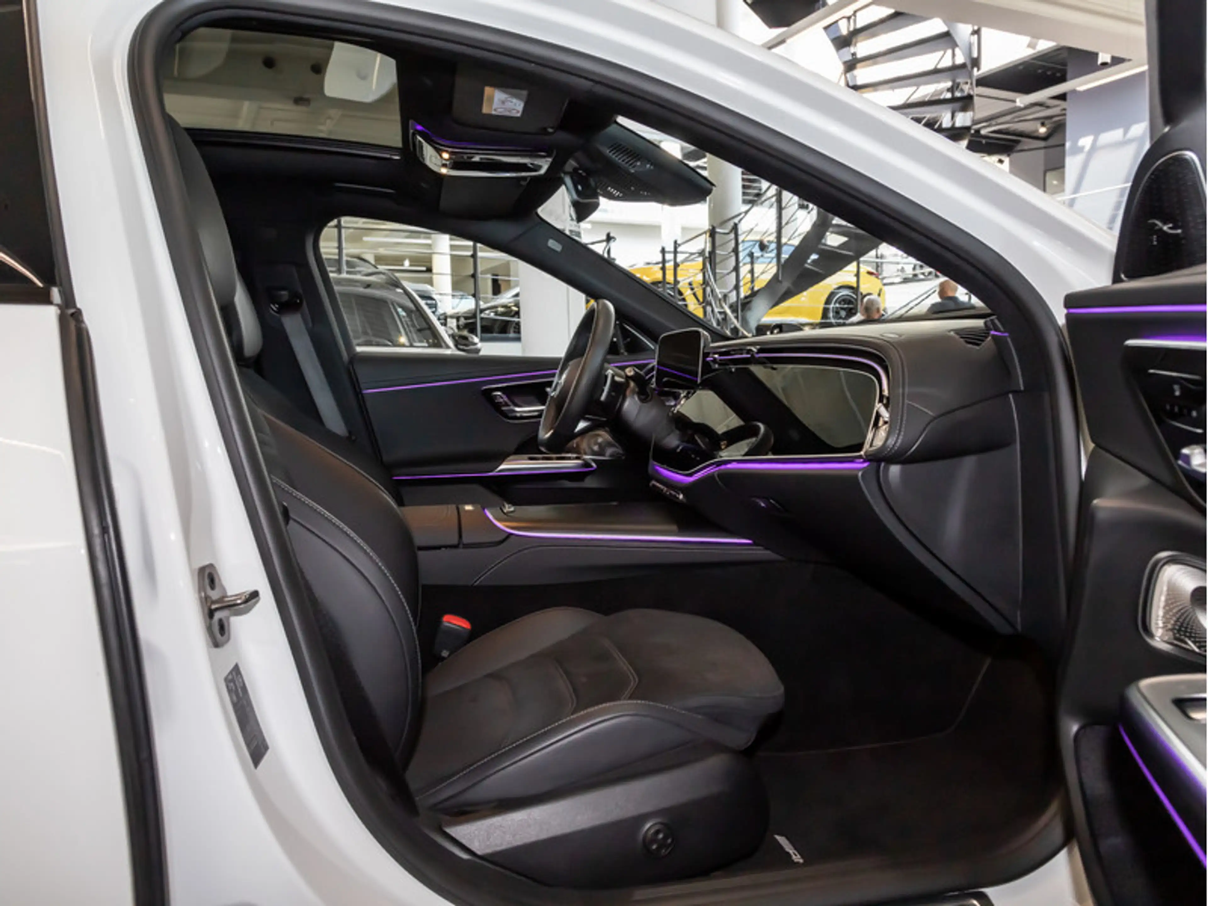 Mercedes-Benz E 450 d 4MATIC Limousine AMG-Sport+Burm+Pano+AHK — photo 9