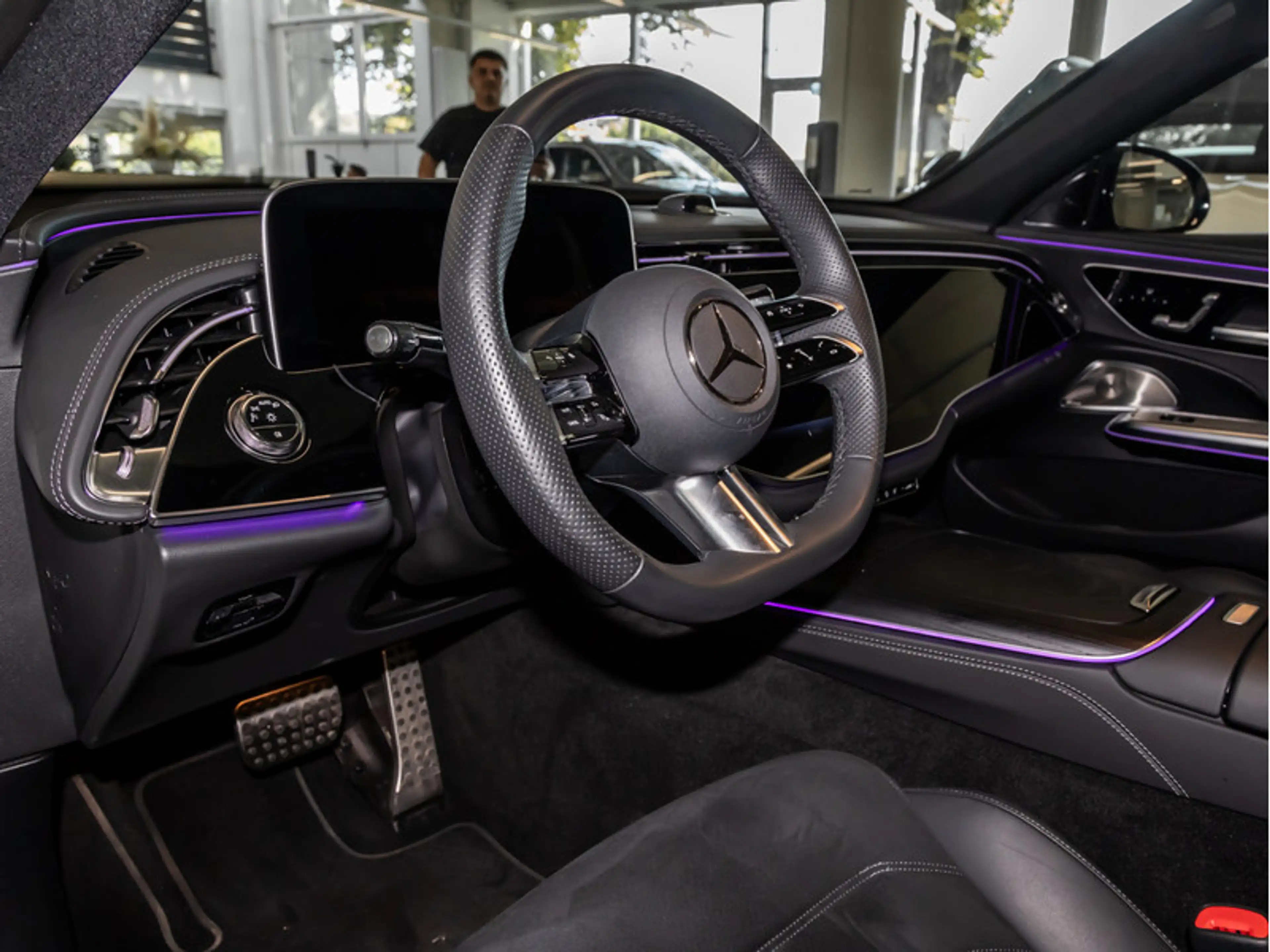 Mercedes-Benz E 450 d 4MATIC Limousine AMG-Sport+Burm+Pano+AHK — photo 13