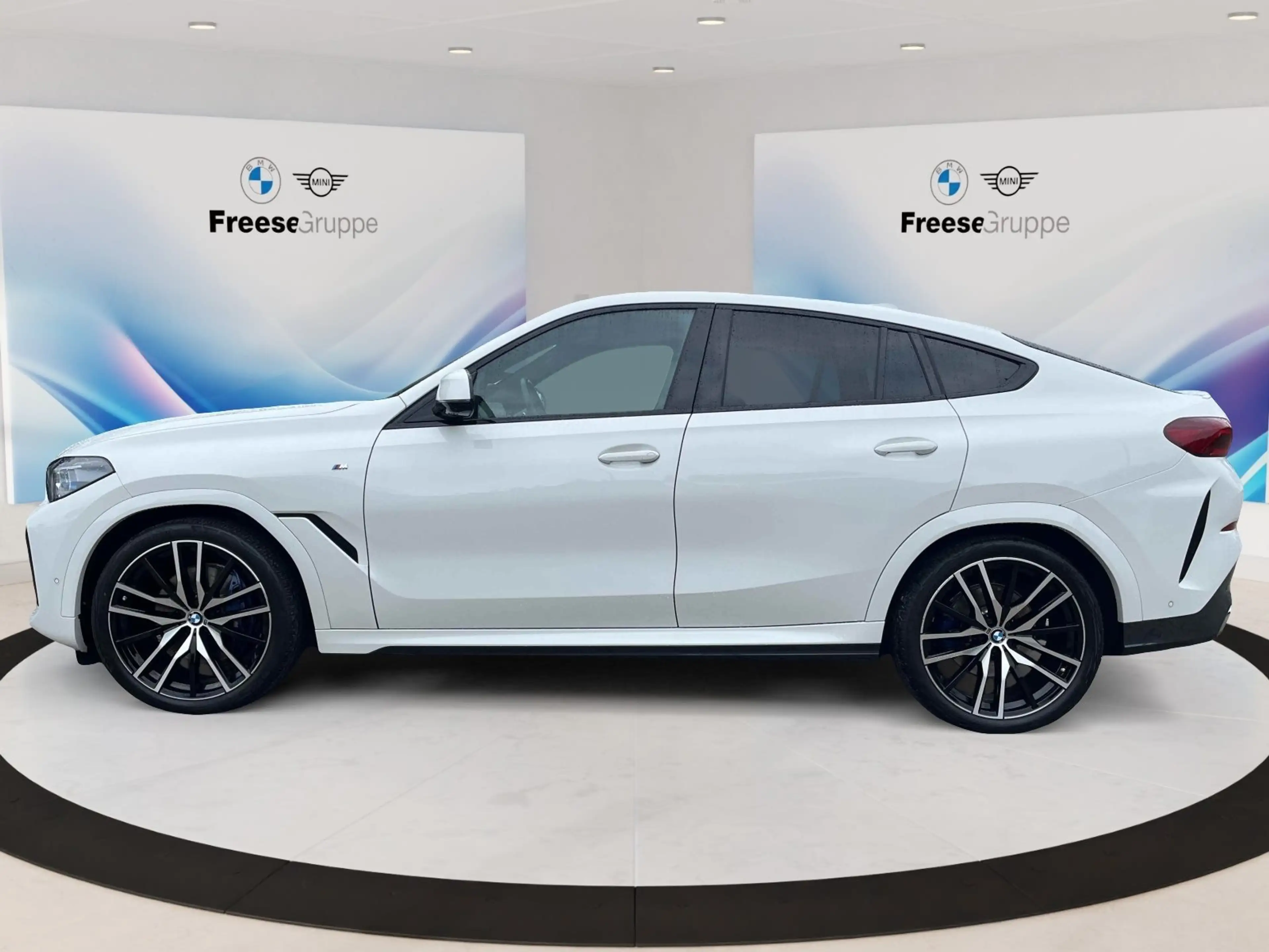 BMW X6 xDrive40i Laser 360° HEAD-UP PANO RFK HIFI BT — photo 3
