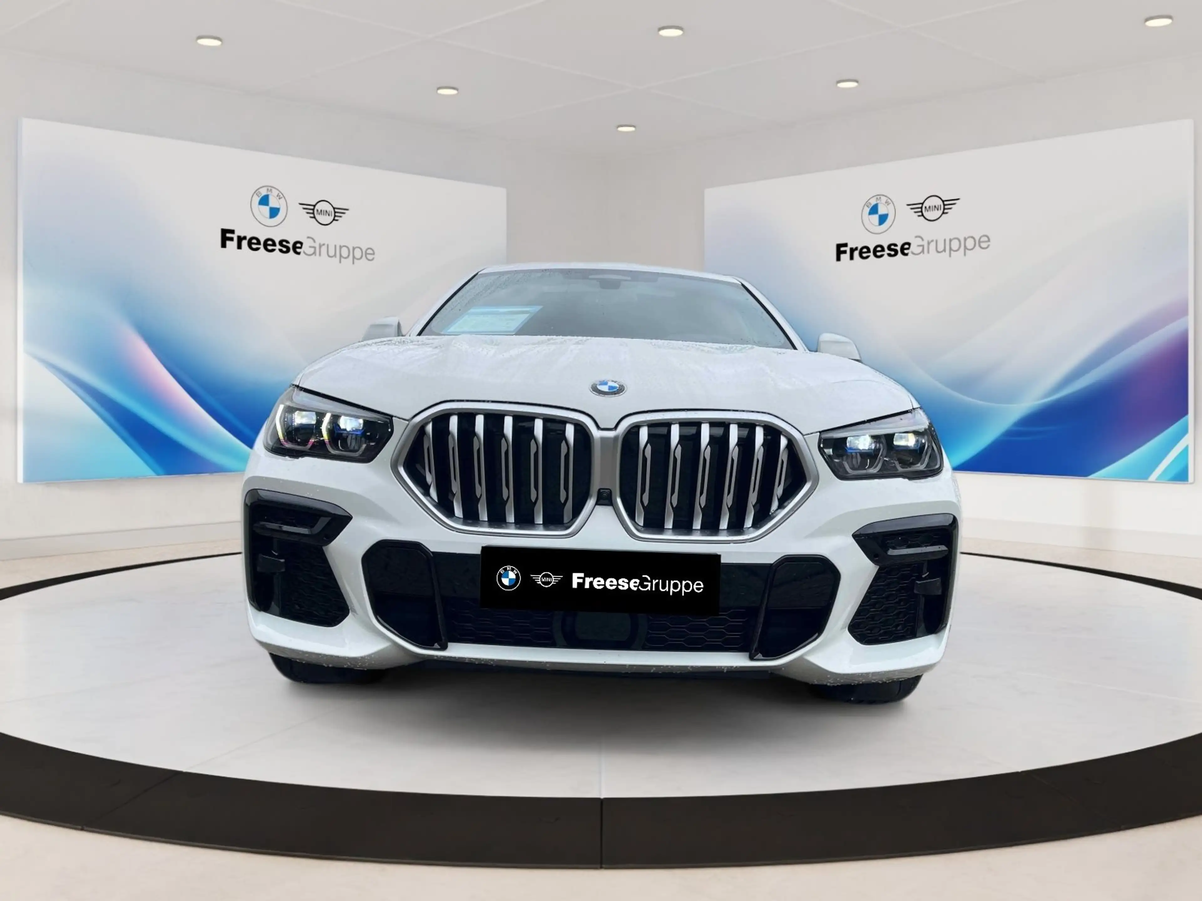 BMW X6 xDrive40i Laser 360° HEAD-UP PANO RFK HIFI BT — photo 2