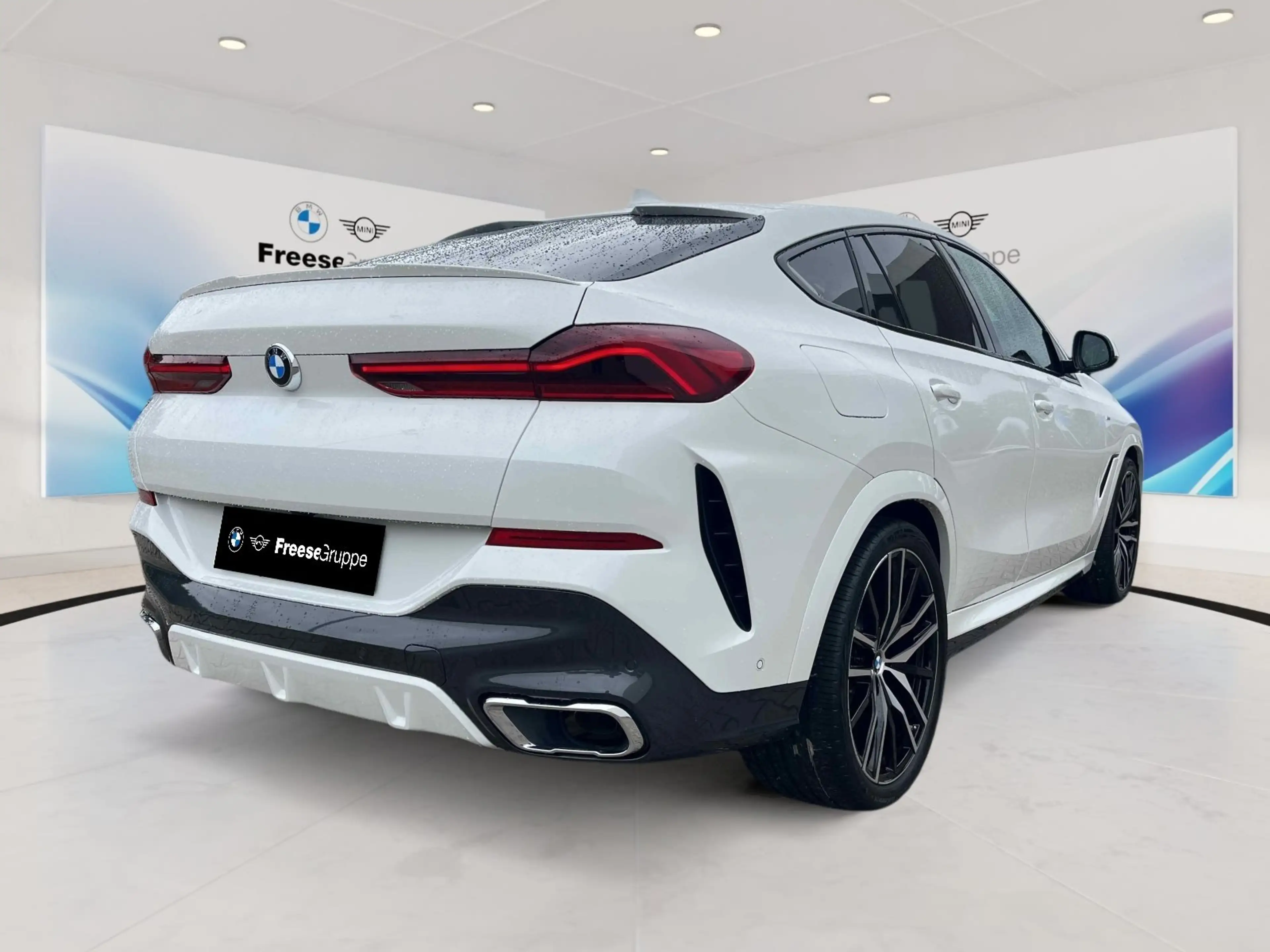 BMW X6 xDrive40i Laser 360° HEAD-UP PANO RFK HIFI BT — photo 6