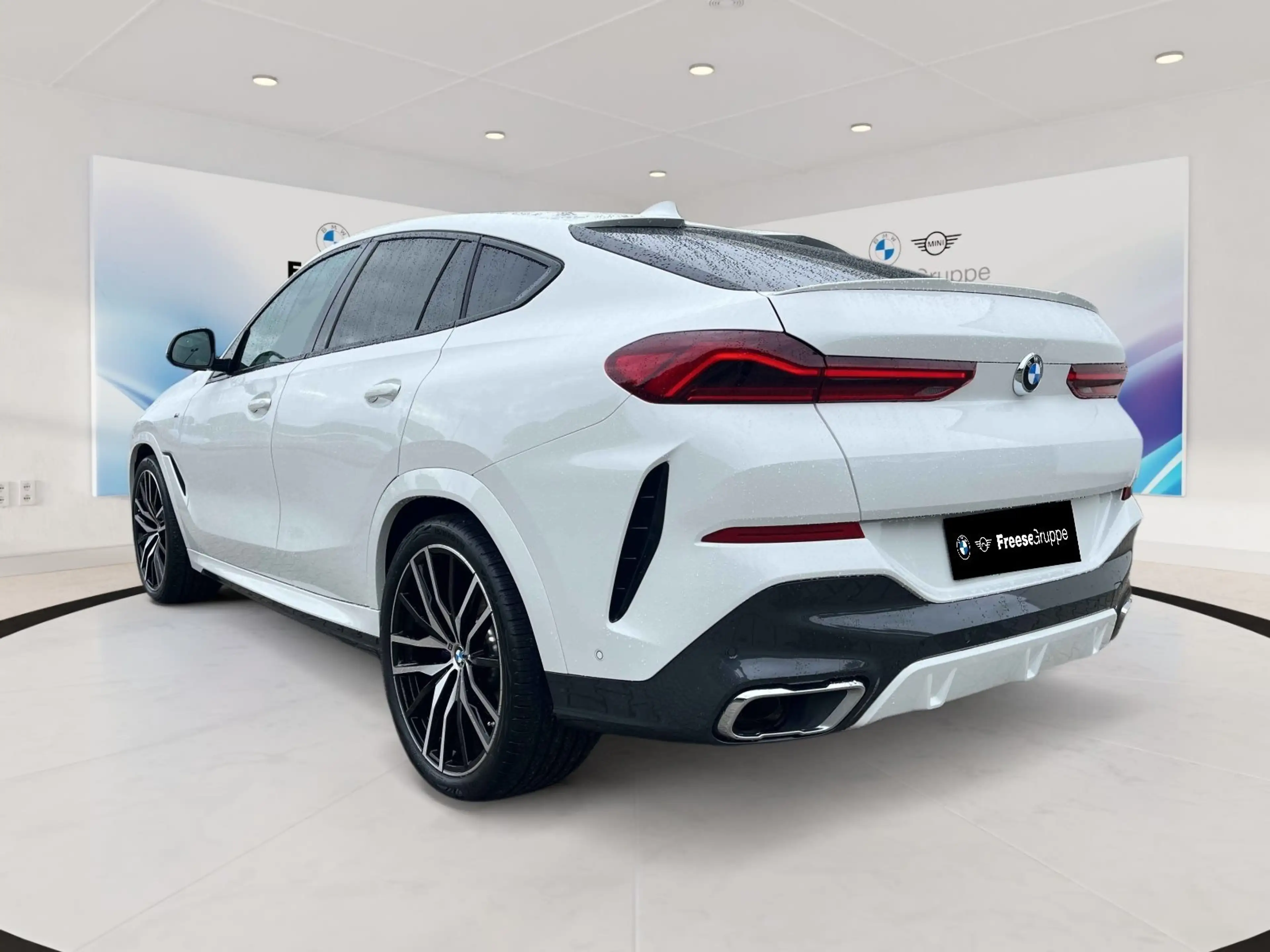 BMW X6 xDrive40i Laser 360° HEAD-UP PANO RFK HIFI BT — photo 4