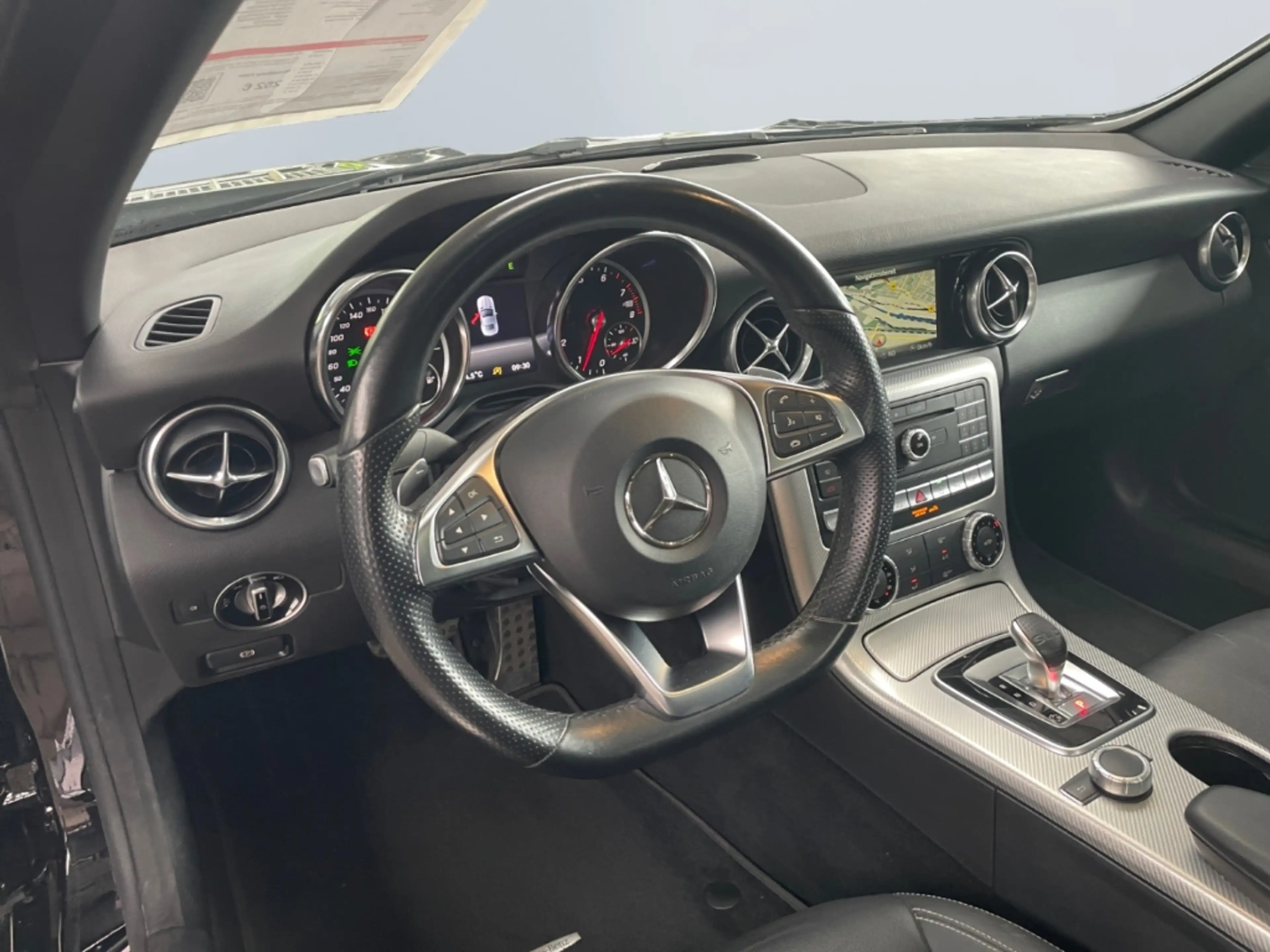 Mercedes-Benz SLC 180 9G-TRO *LED*Airscarf*Leder*Navi*SHZ*PDC* — photo 11