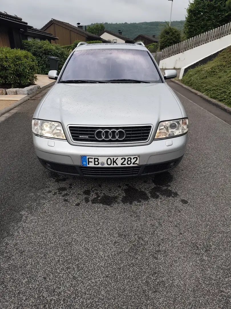 Audi A6 Avant 2.5 TDI Silber - 1