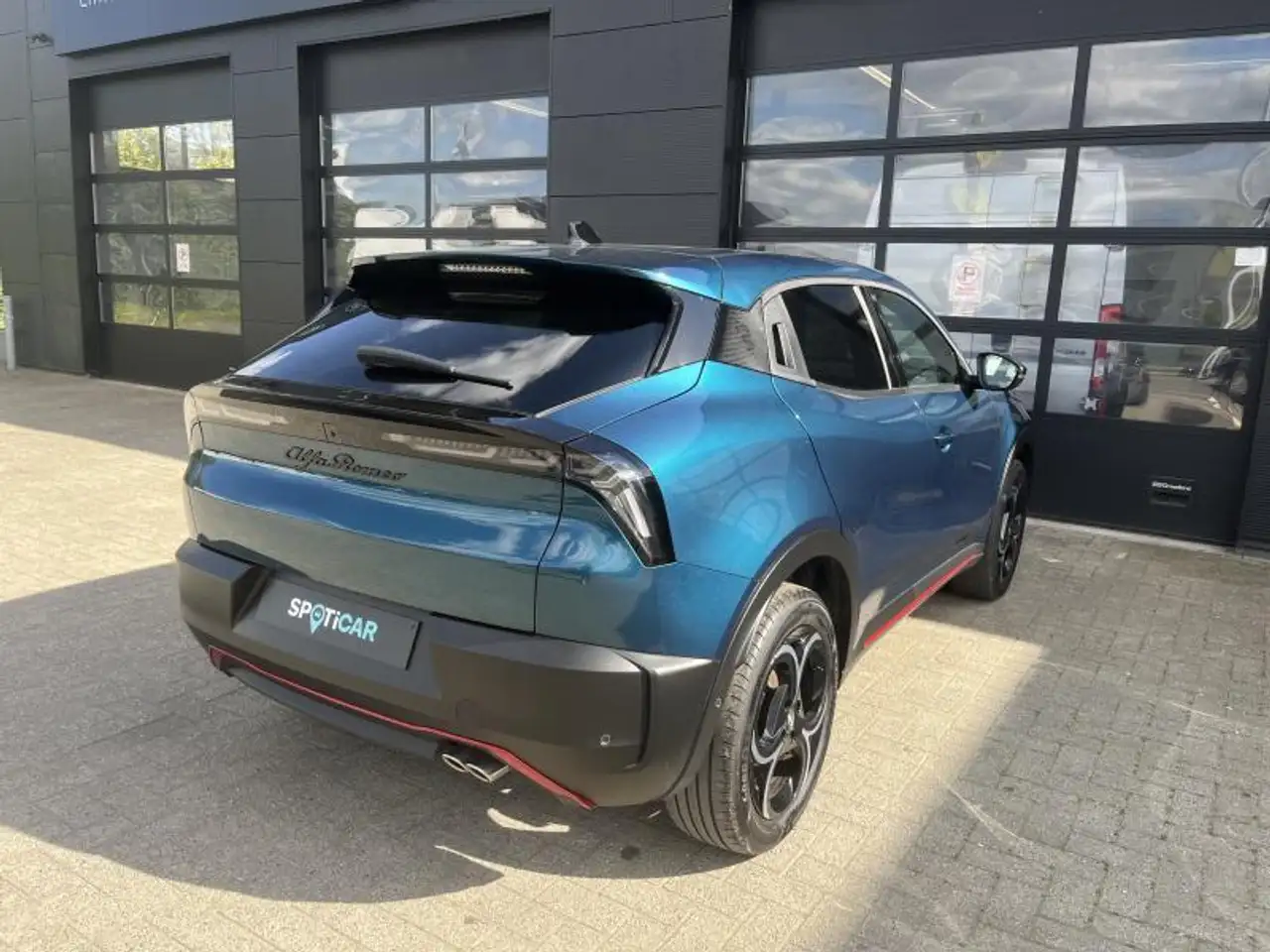 Alfa Romeo Junior 2025