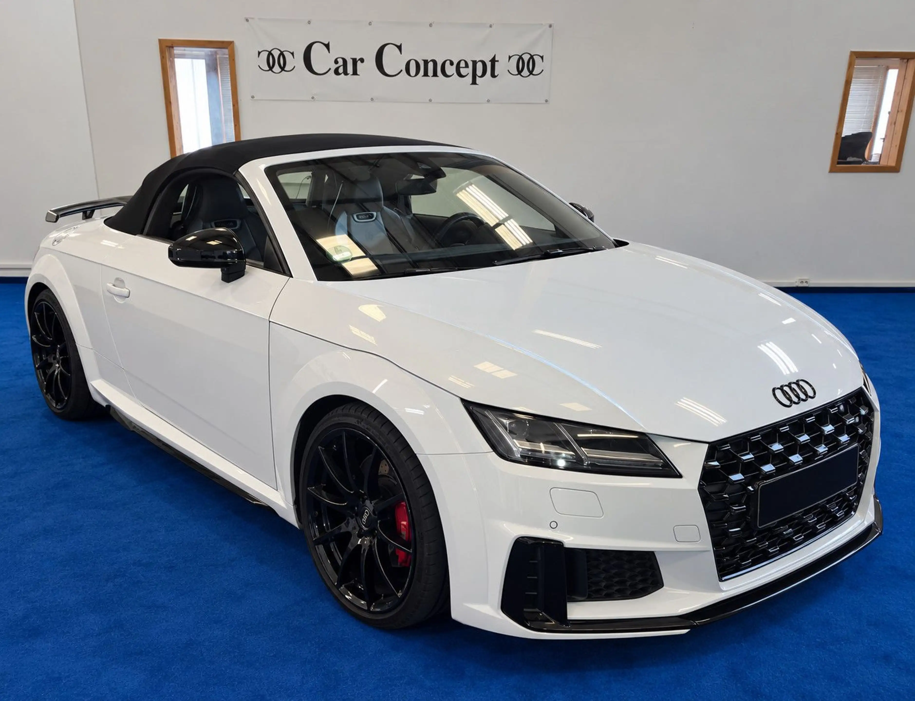 Audi TT 45 TFSI quattro S Line Competition — photo 3