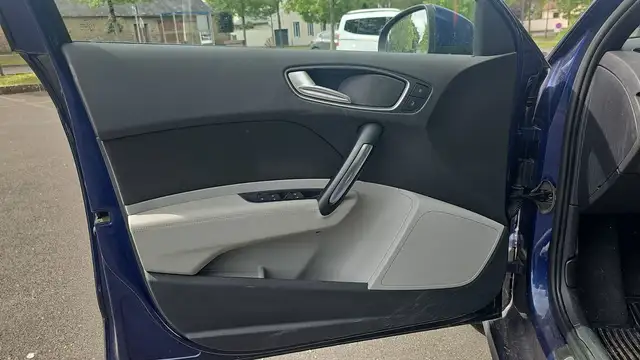 Audi A1 view 7