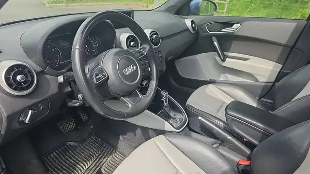 Audi A1 view 8