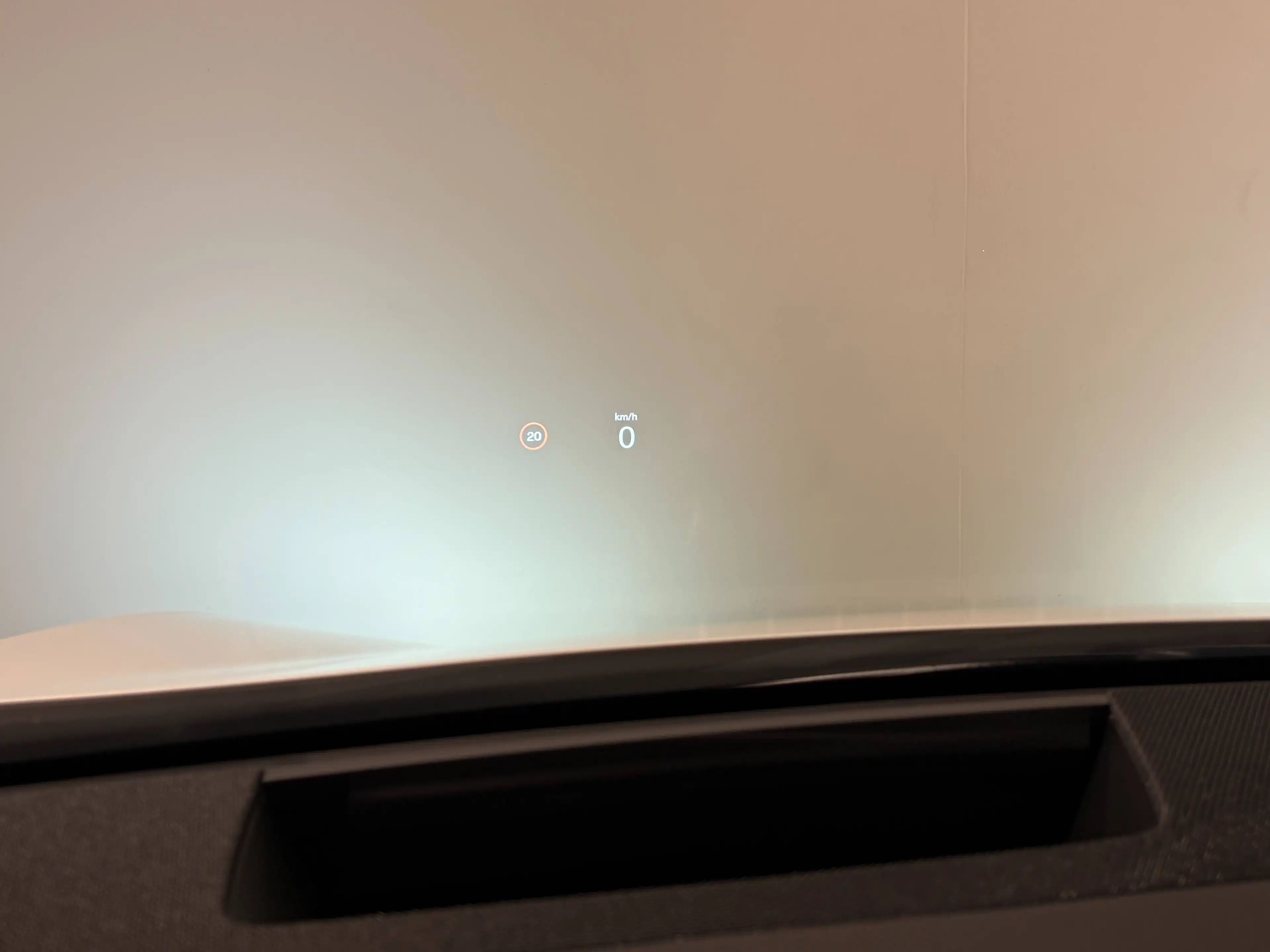 Polestar 4 Polestar 4 LRSM + PILOT + PLUS PACK — photo 12