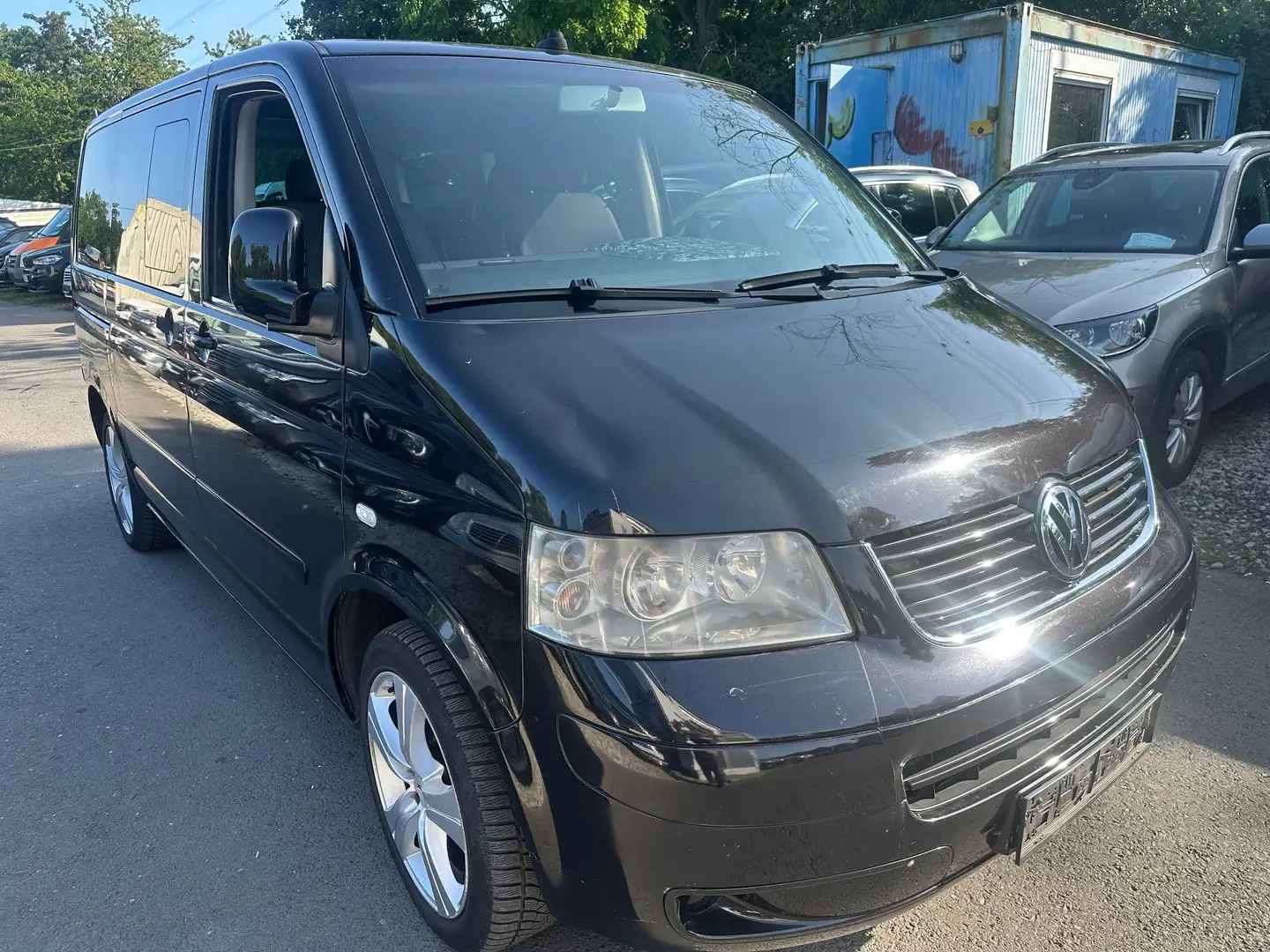 Volkswagen T5 Multivan Comfortline 2,5 TDI 174PS KLIMA NAVI ALU 17 ZOLL Zwart - 1